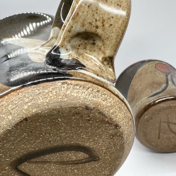 Y2K Signed John Freimark Set of 2 Studio Pottery Mugs - Picture 14 of 16